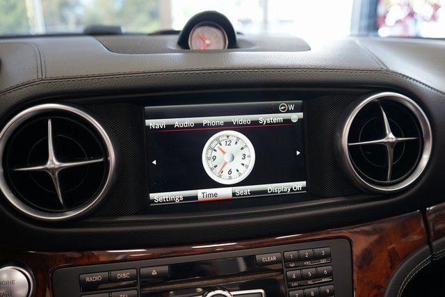 Used 2015 Mercedes-Benz SL 550 image 41