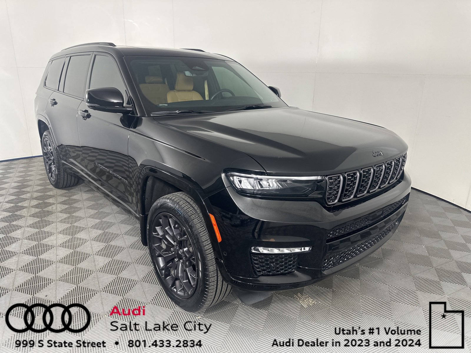 Used 2023 Jeep Grand Cherokee L Summit w/ High Altitude Package image 1