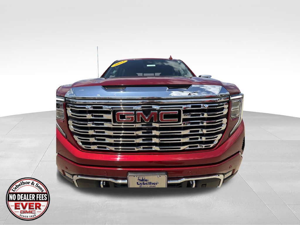 Used 2023 GMC Sierra 1500 Denali w/ Denali Reserve Package AWD/4WD image 12