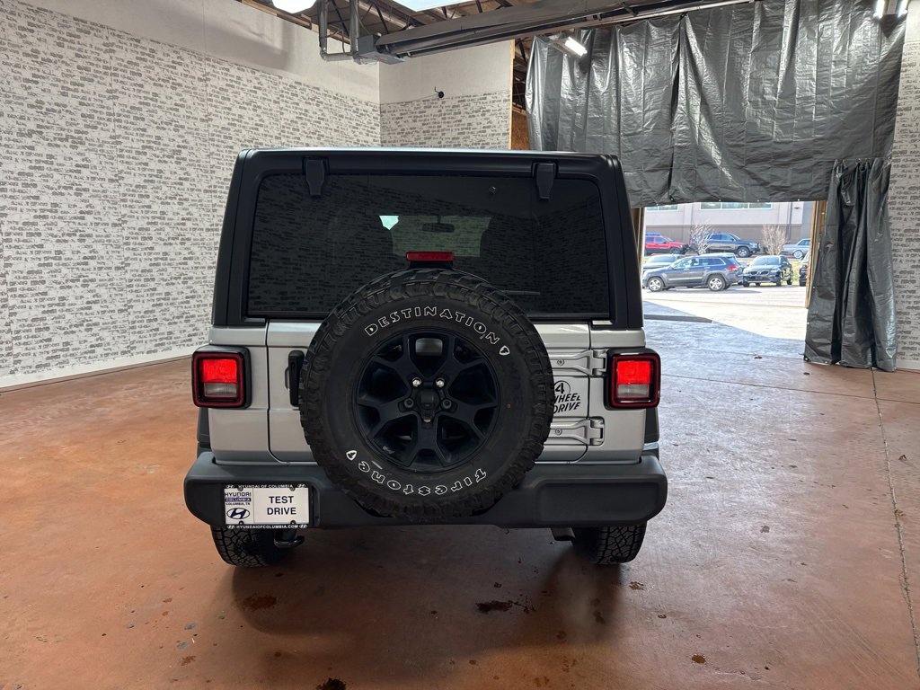Used 2023 Jeep Wrangler Willys image 6