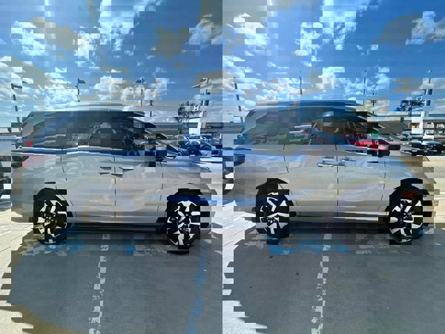 Used 2025 Honda Odyssey EX-L image 4