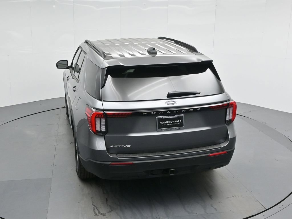 New 2025 Ford Explorer Active image 43