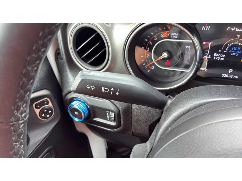 Used 2023 Jeep Wrangler Unlimited Sport AWD/4WD image 23