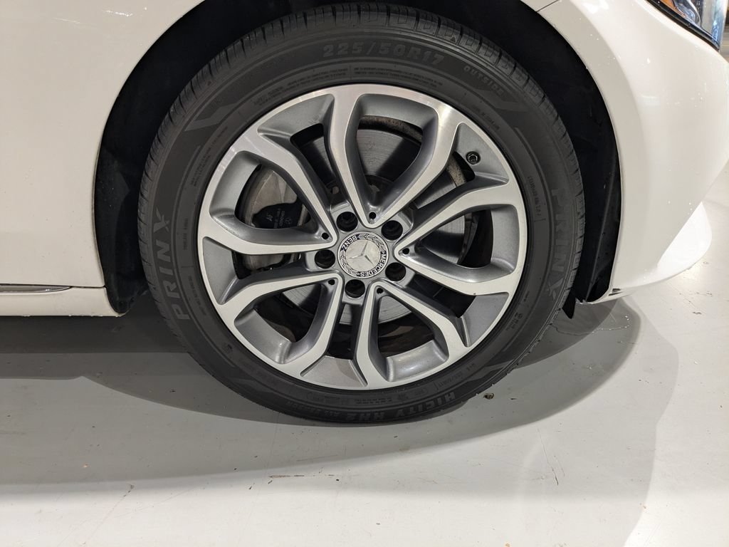 Certified 2016 Mercedes-Benz C 300 4MATIC Sedan image 7