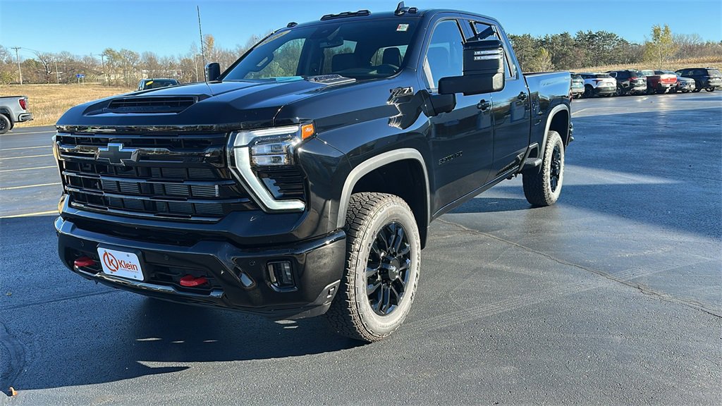 New 2026 Chevrolet Silverado 3500 LTZ w/ LTZ Plus Package image 3