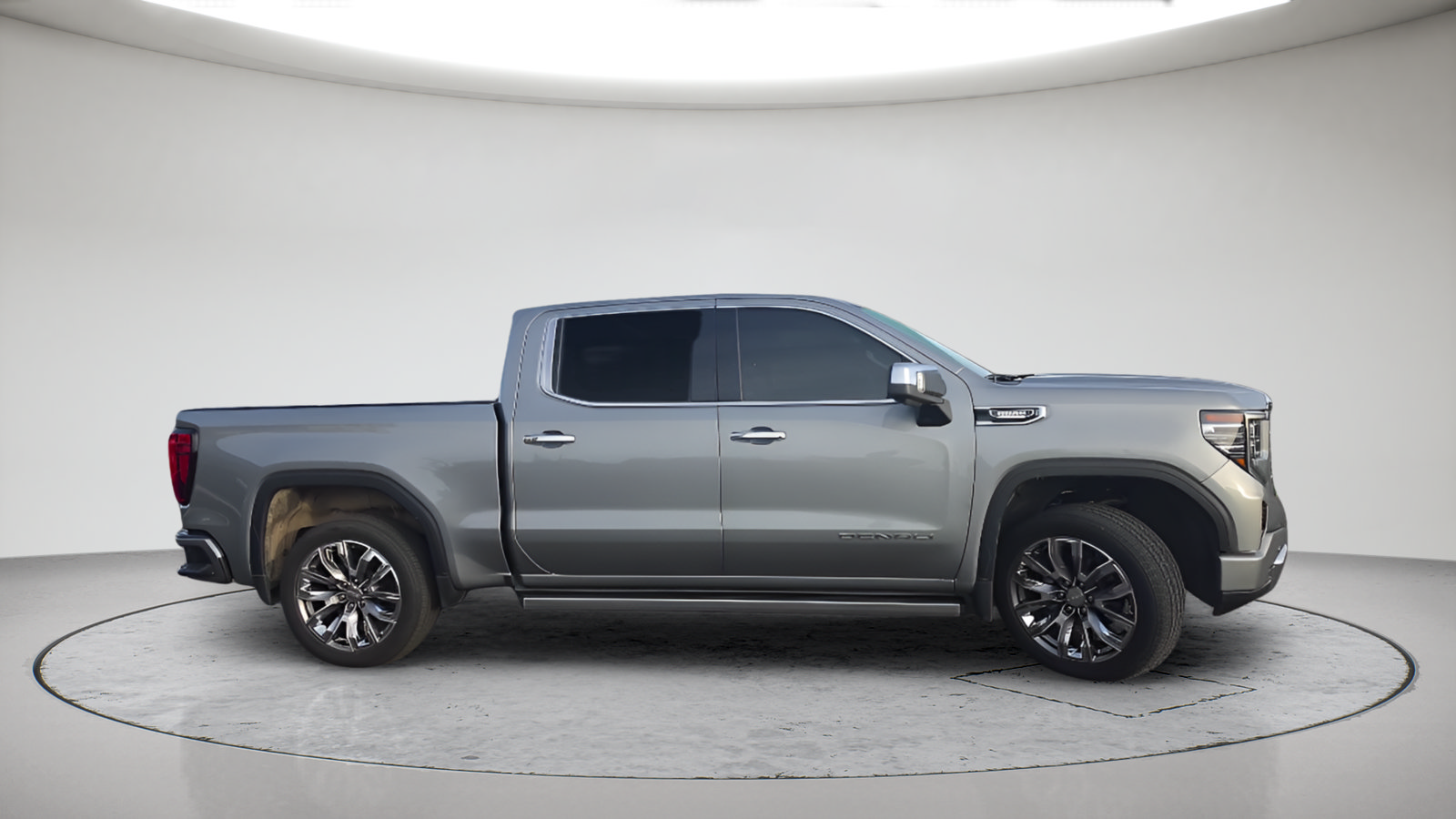 Used 2025 GMC Sierra 1500 Denali w/ Denali Reserve Package AWD/4WD image 5