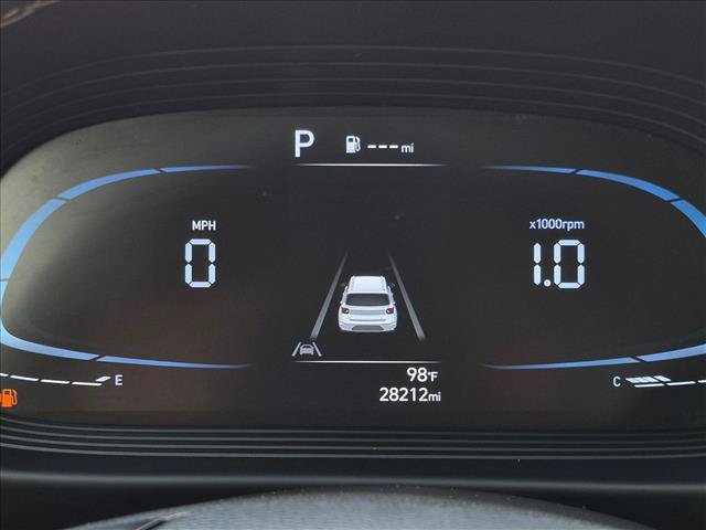 Used 2023 Hyundai Venue SEL FWD image 11