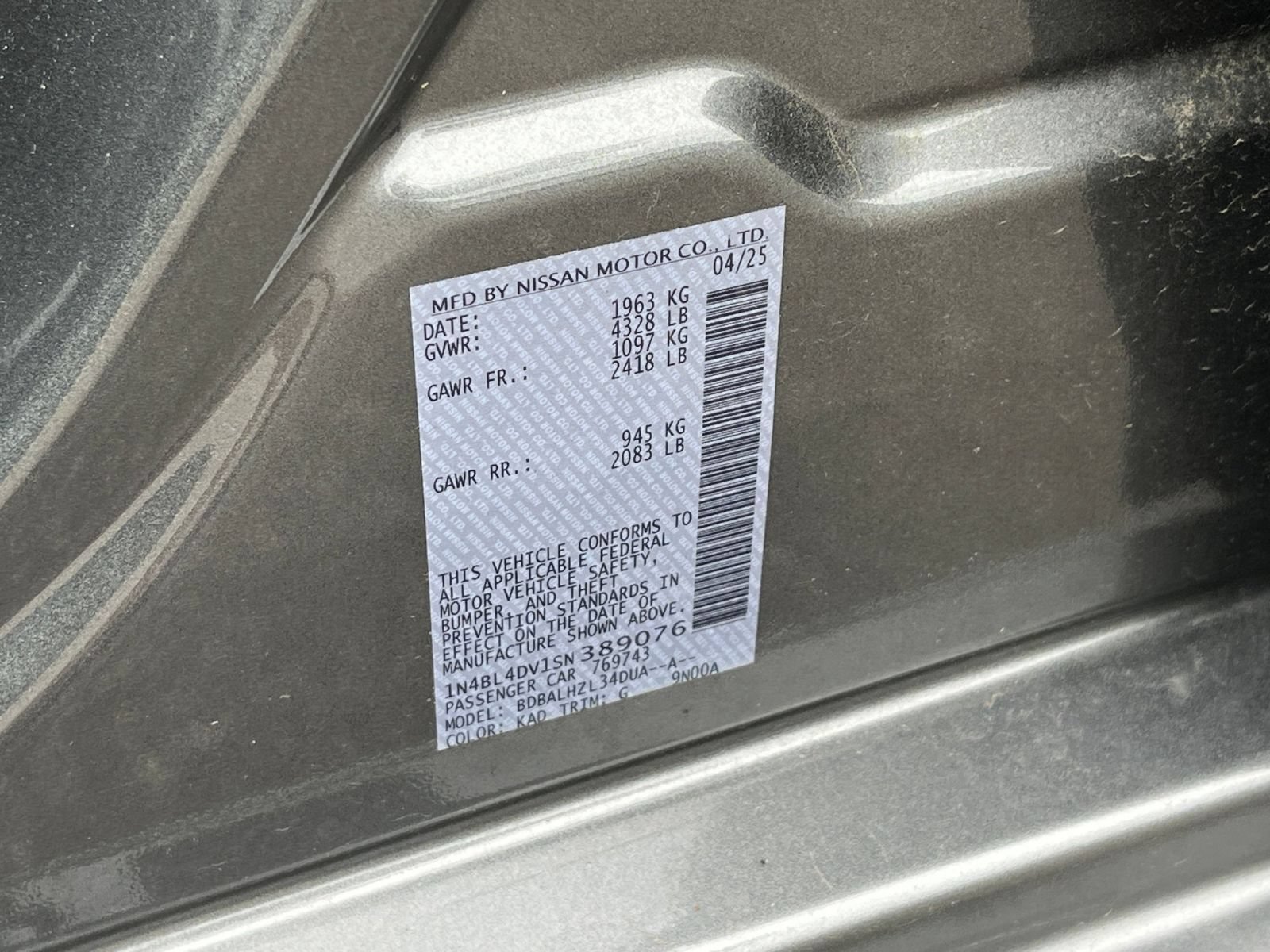 Used 2025 Nissan Altima 2.5 SV FWD image 29
