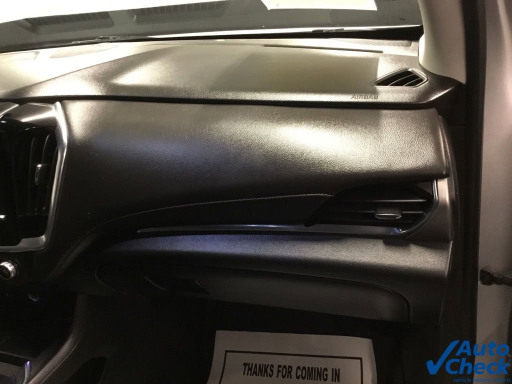 Used 2018 Chevrolet Traverse LT image 40