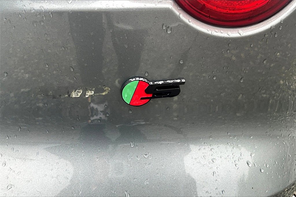 Used 2017 Jaguar F-TYPE S image 8