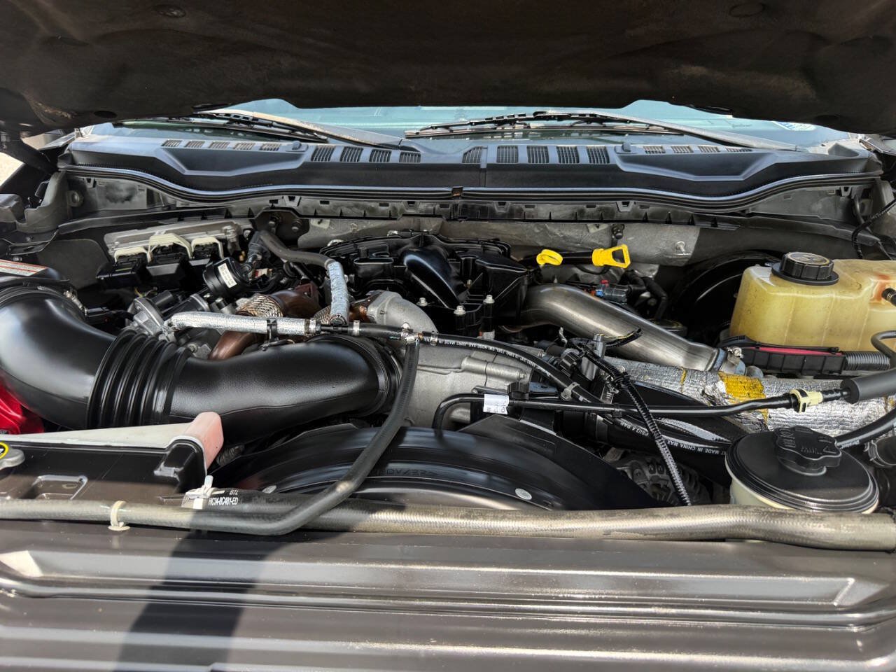 Used 2017 Ford F250 Lariat w/ Lariat Ultimate Package AWD/4WD image 23