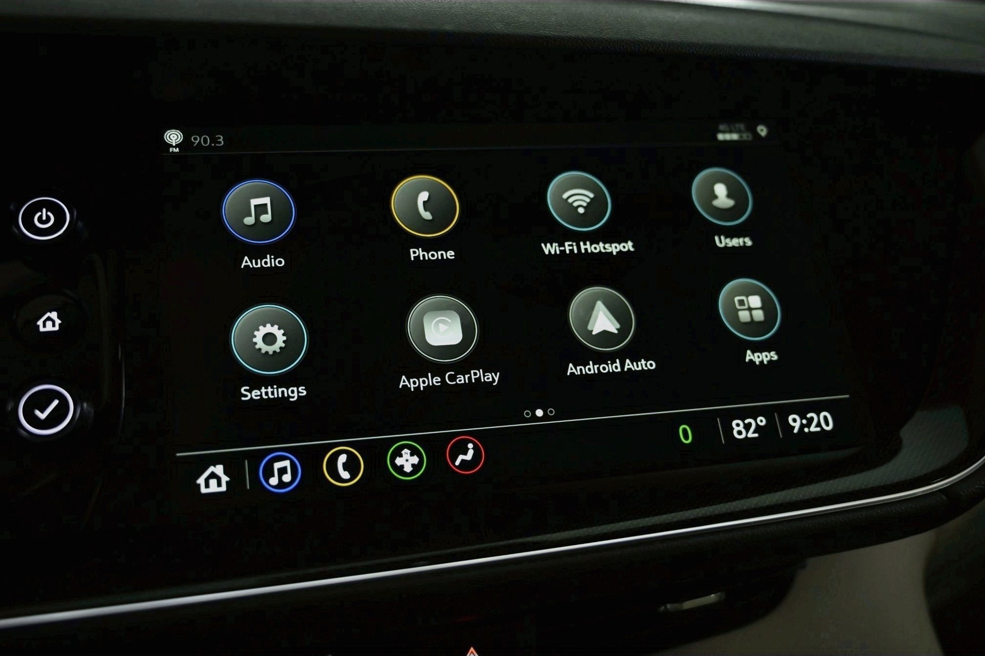 Used 2023 Buick Envision Essence AWD/4WD image 27
