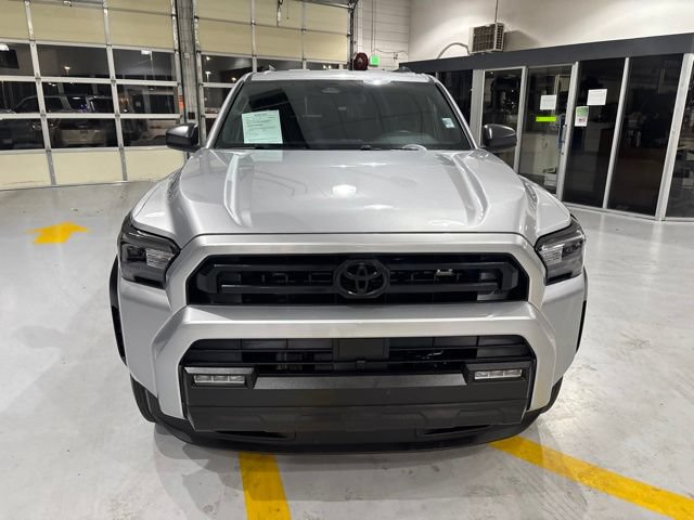 Used 2026 Toyota 4Runner SR5 AWD/4WD image 3