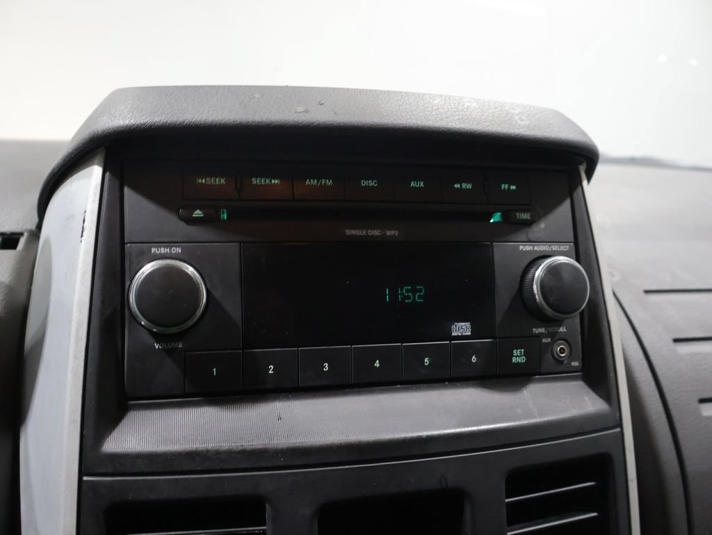 Used 2009 Dodge Grand Caravan SE w/ Climate Group FWD image 26