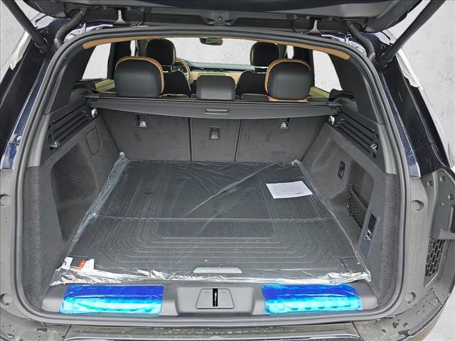 New 2026 Land Rover Range Rover Sport Dynamic SE AWD/4WD image 12