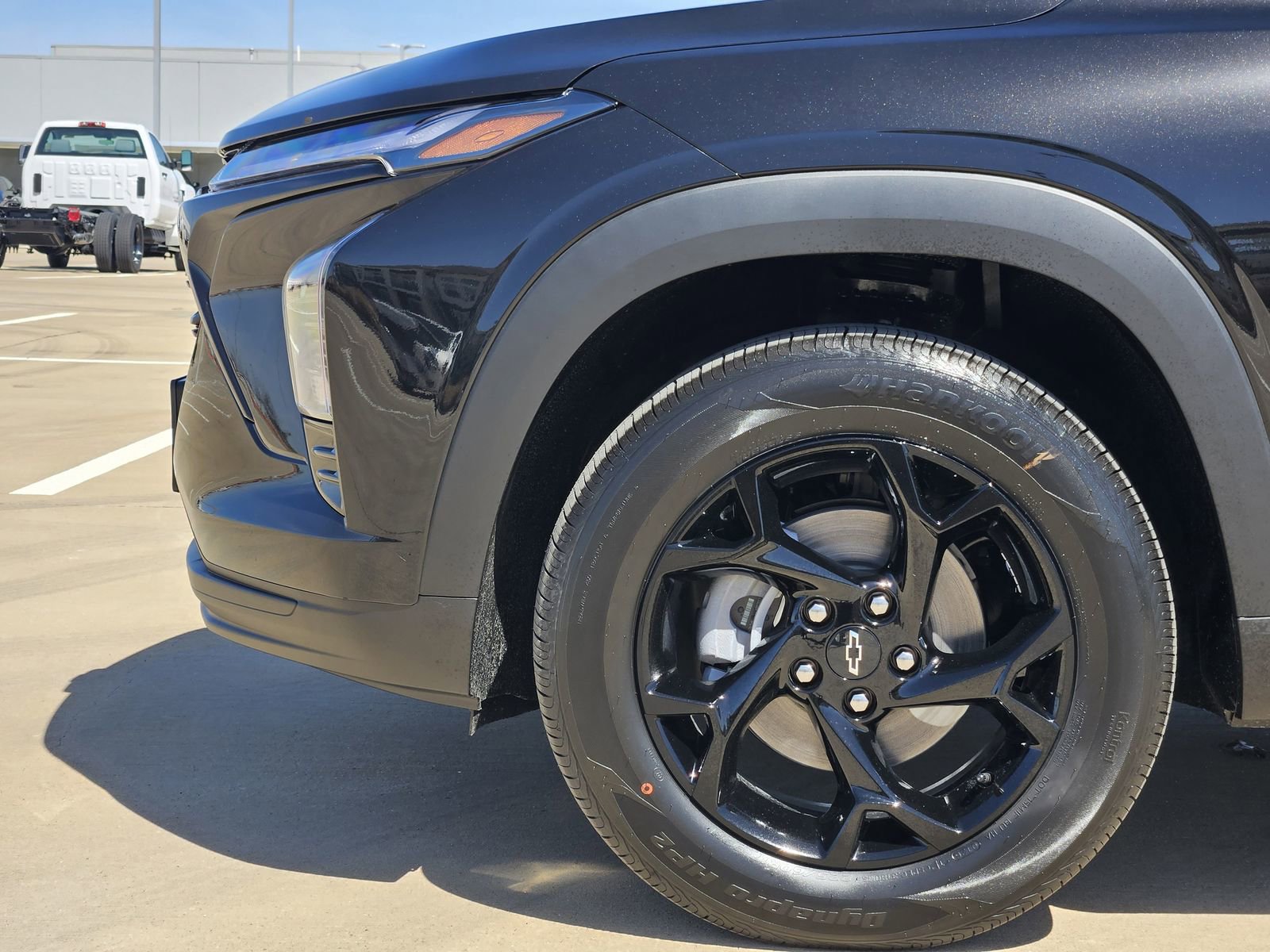 New 2026 Chevrolet Trax LT w/ Driver Confidence Package image 12