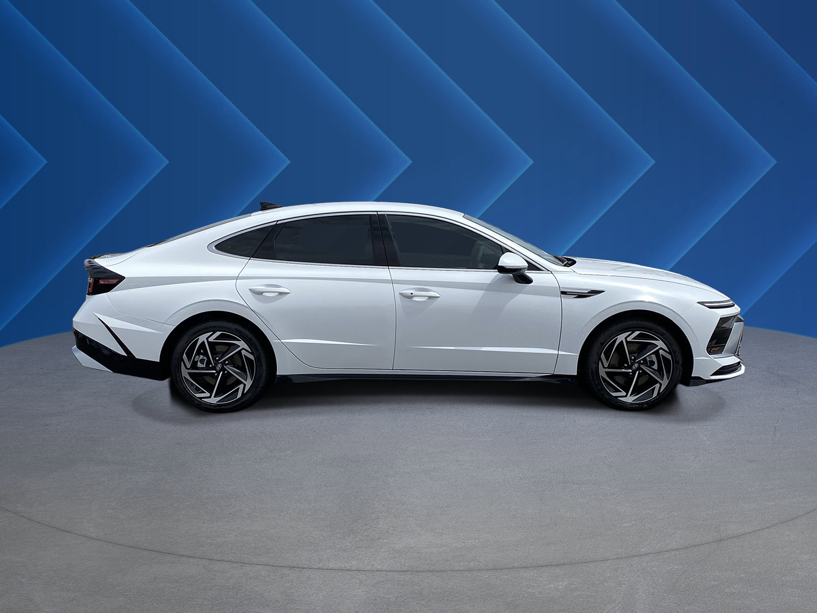 New 2026 Hyundai Sonata SEL FWD image 2