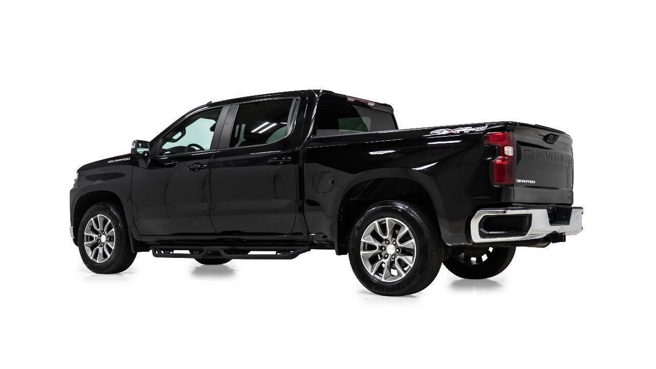 Used 2021 Chevrolet Silverado 1500 LT AWD/4WD image 4