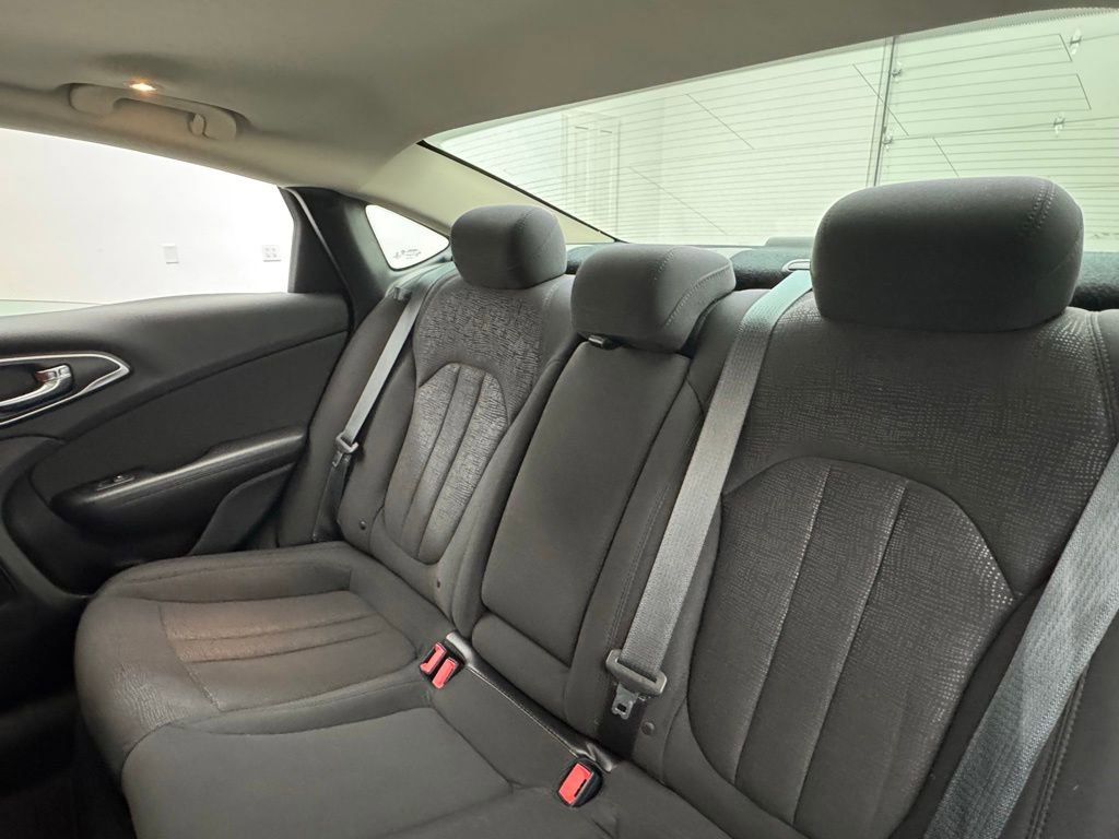 Used 2015 Chrysler 200 Limited w/ Convenience Group FWD image 33