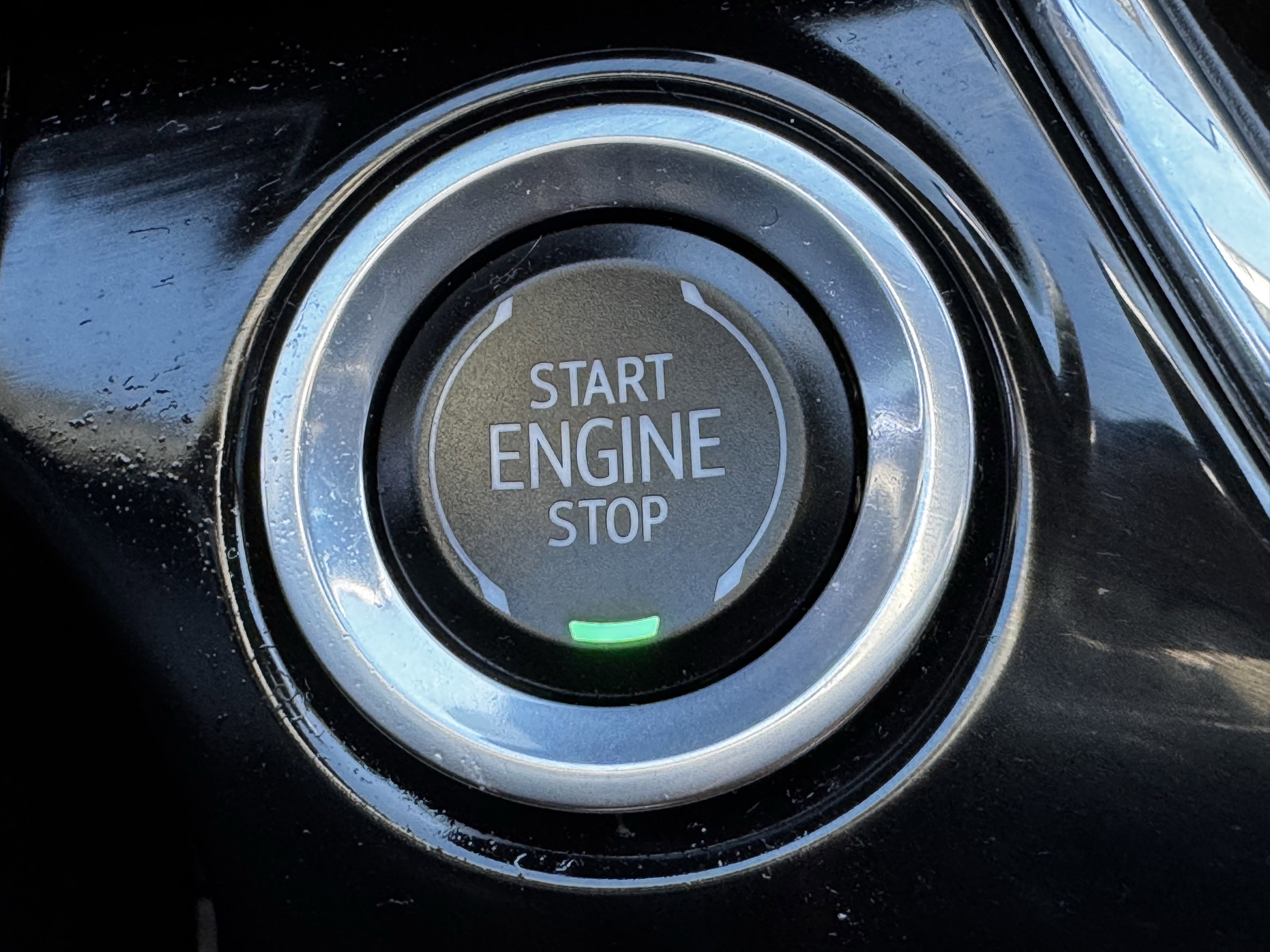 Used 2025 Chevrolet Trax RS w/ Driver Confidence Package image 23