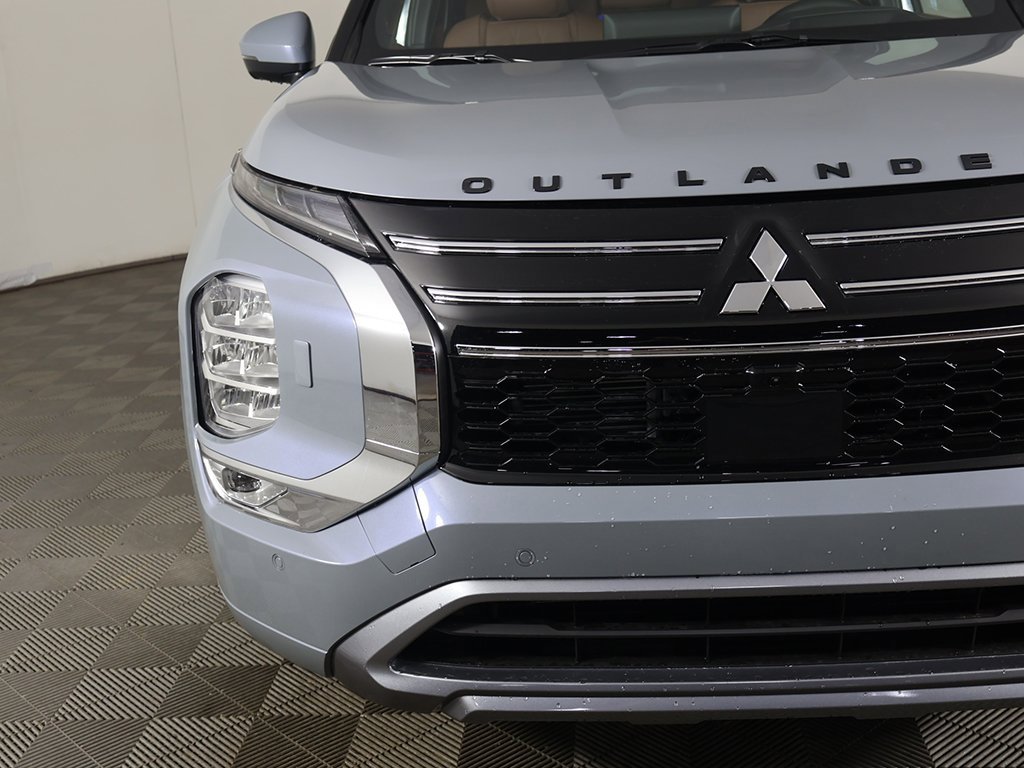 New 2026 Mitsubishi Outlander SEL image 16
