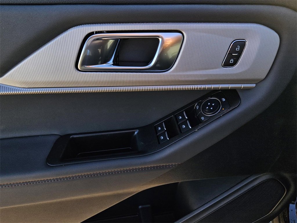 New 2026 Ford Explorer Active image 14