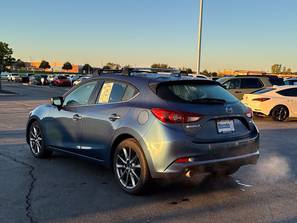 Used 2018 MAZDA MAZDA3 Grand Touring w/ Premium Equipment Package FWD image 5