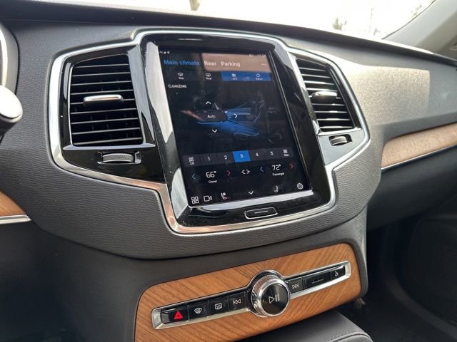 Certified 2023 Volvo XC90 B6 Plus w/ Protection Package Premier image 22