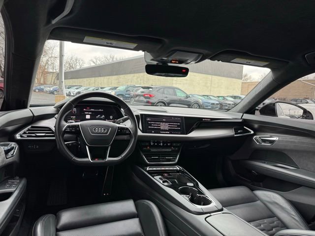 Certified 2023 Audi RS e-tron GT w/ Carbon Performance Package image 17