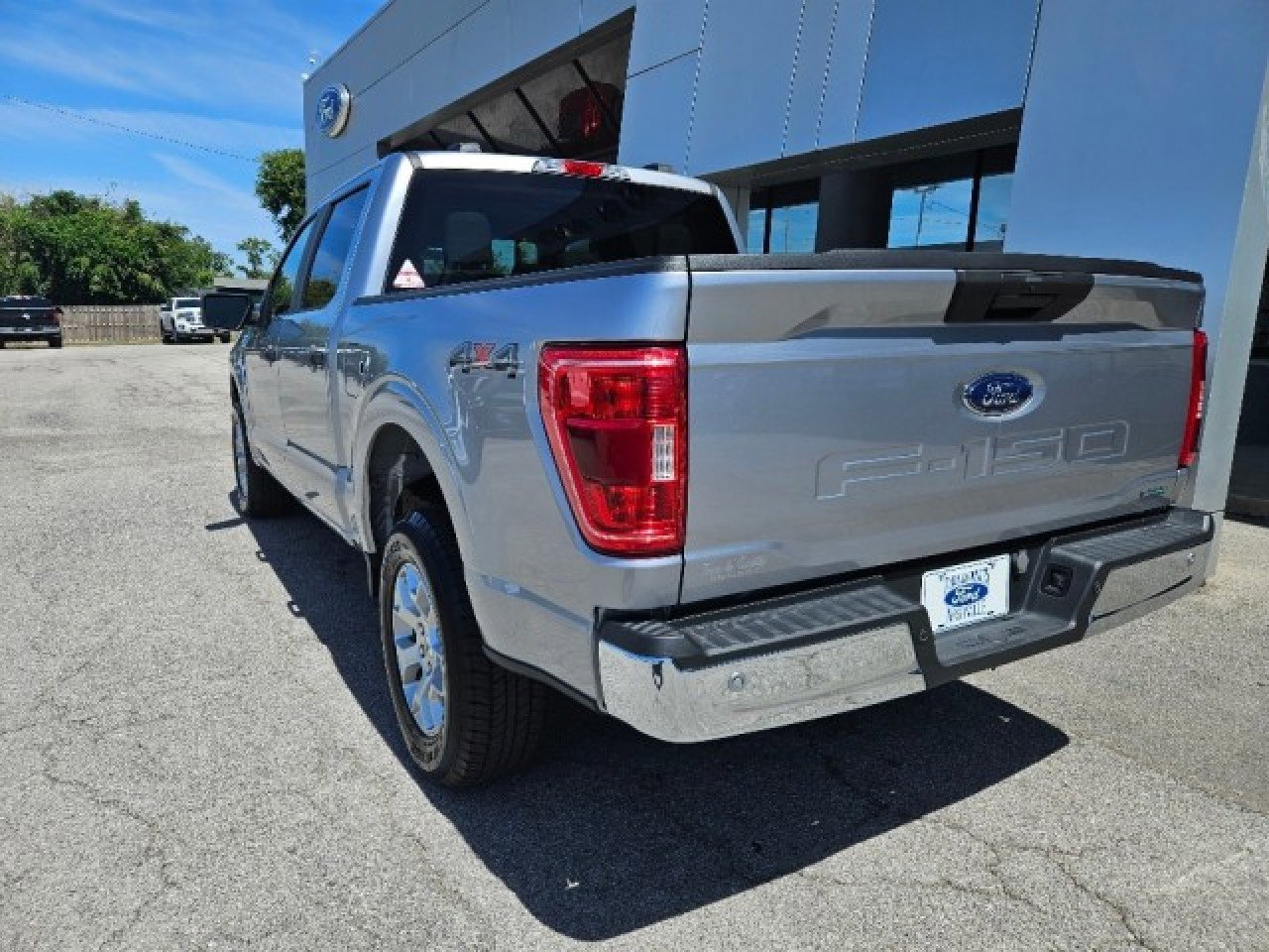 Used 2023 Ford F150 XLT image 3