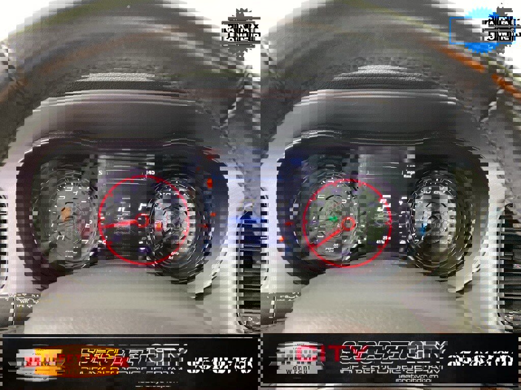 Used 2023 Dodge Charger SXT w/ Blacktop Package image 17