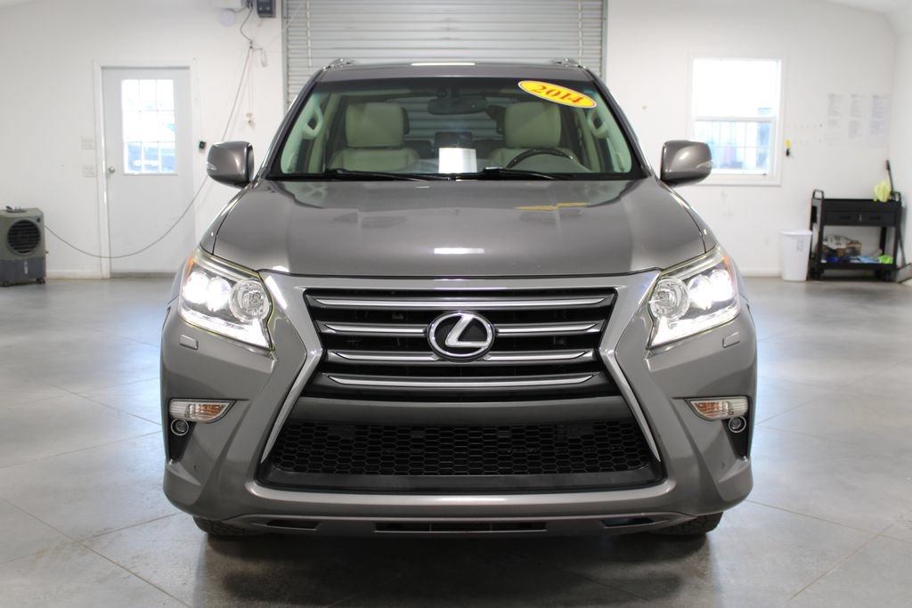 Used 2014 Lexus GX 460 w/ Premium Package AWD/4WD image 3