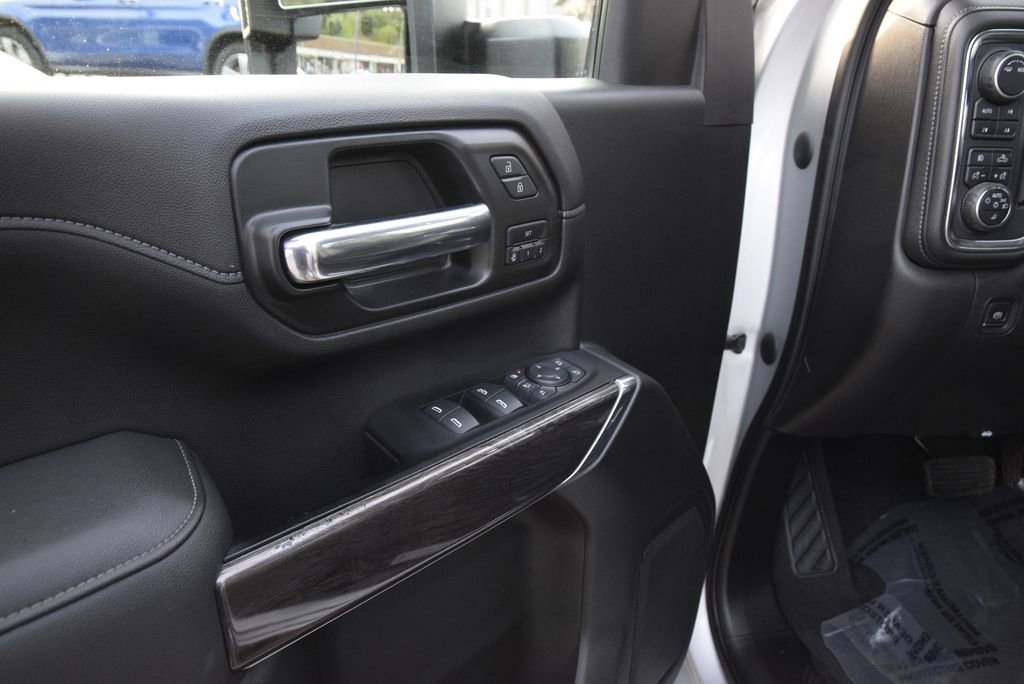 Used 2020 Chevrolet Silverado 2500 LTZ w/ LTZ Convenience Package image 22