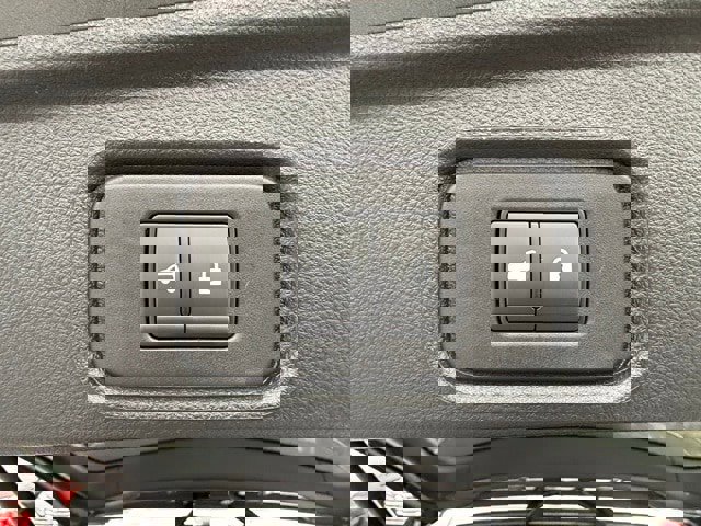 New 2025 Nissan Pathfinder SL w/ SL Premium Package image 19