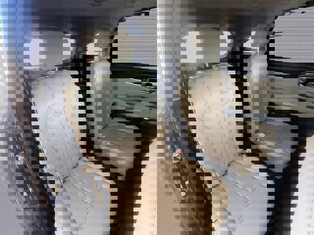 Used 2023 Kia Sorento SX Prestige image 18