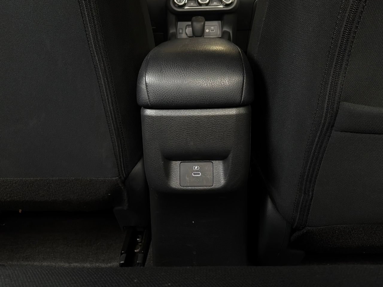 Used 2025 Nissan Versa SV FWD image 12