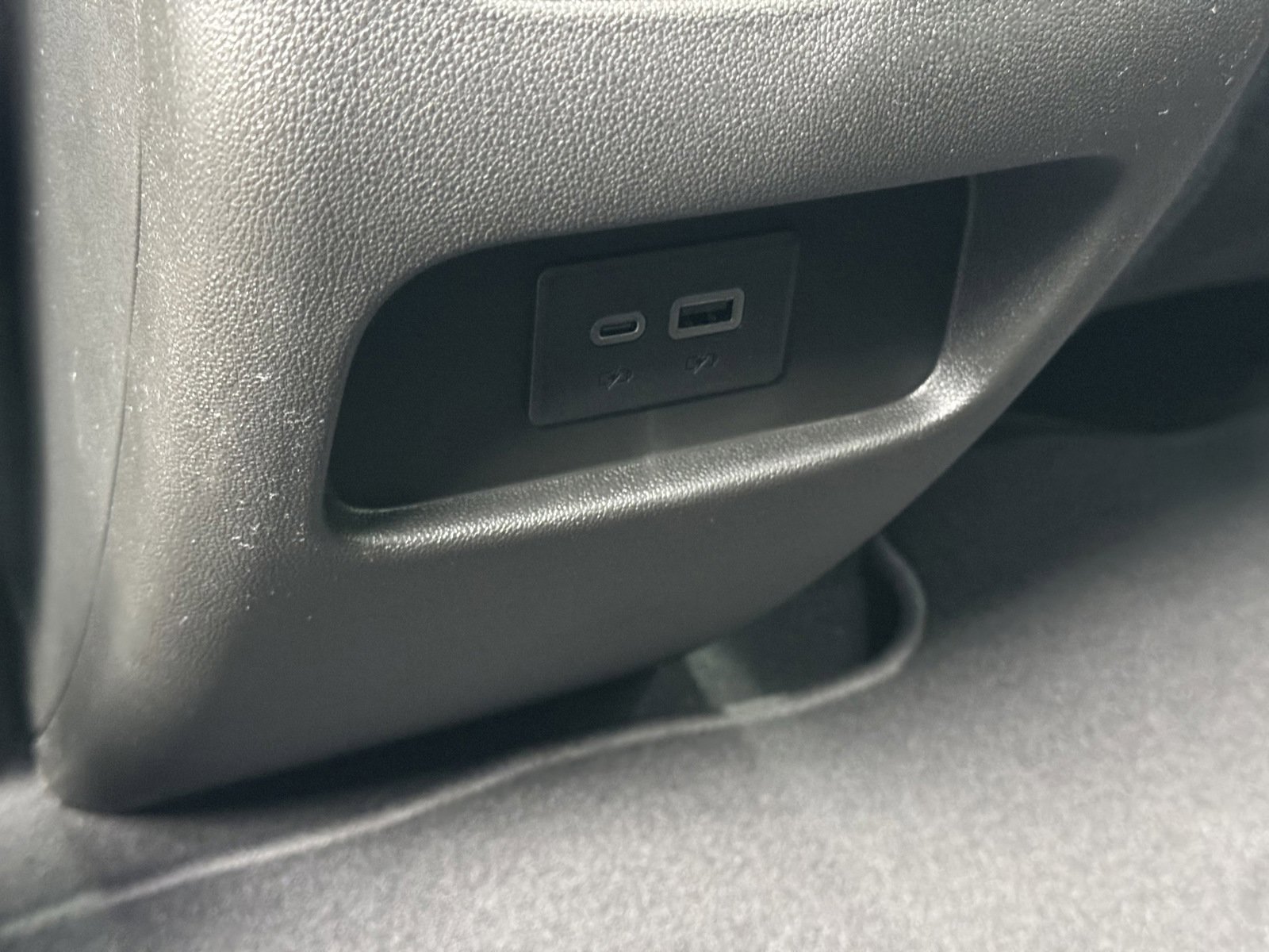 New 2025 Cadillac XT5 Luxury image 12