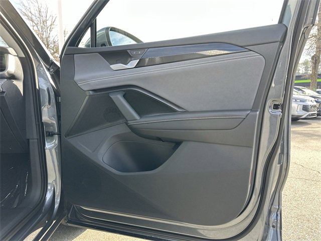 New 2026 Volkswagen Tiguan SE image 33