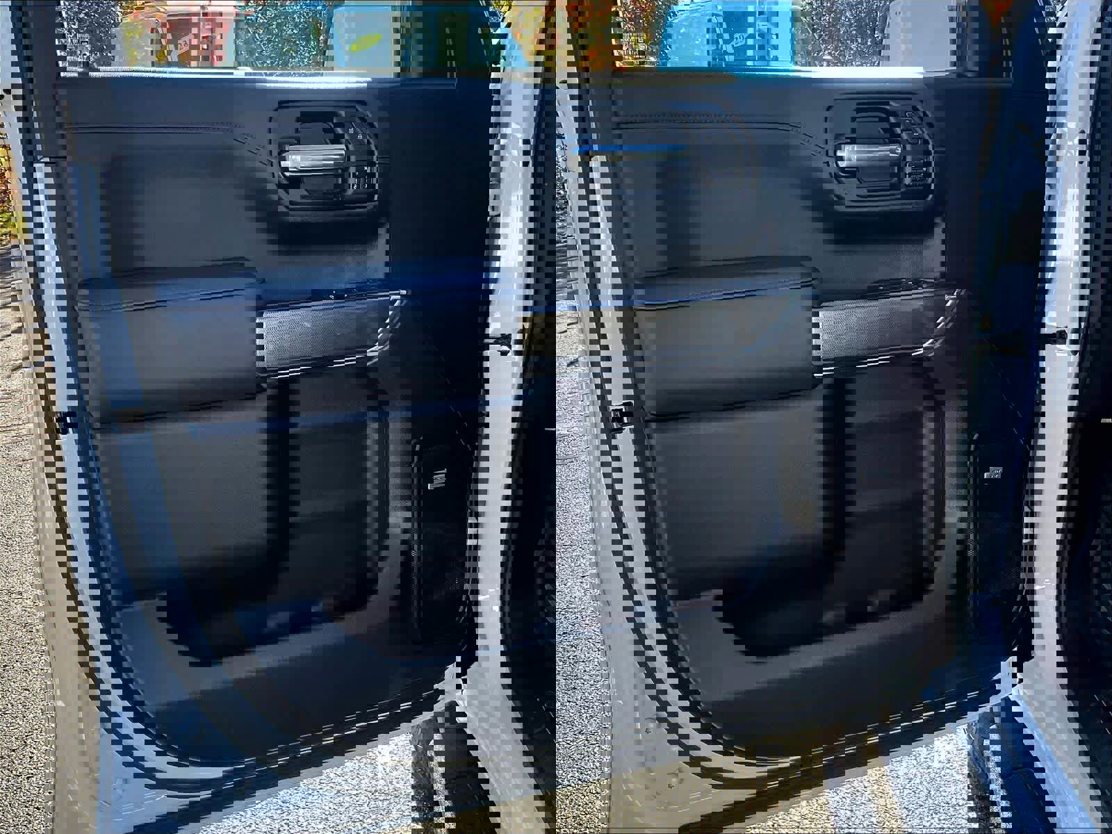 Used 2020 GMC Sierra 1500 AT4 w/ AT4 Premium Package image 9