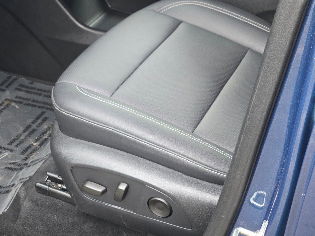 Certified 2025 Chevrolet Traverse LT image 23