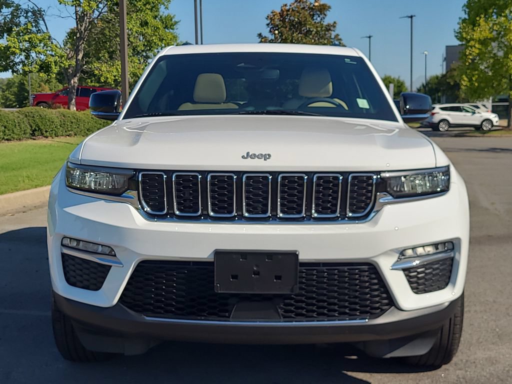 Used 2024 Jeep Grand Cherokee Limited RWD image 8