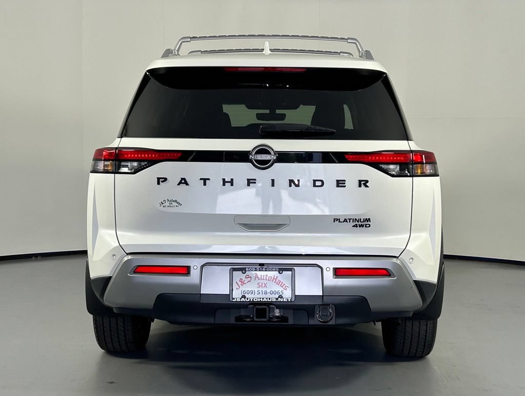 Used 2024 Nissan Pathfinder Platinum AWD/4WD image 6