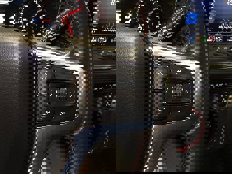 Used 2021 Chevrolet Blazer RS w/ Enhanced Convenience Package image 11