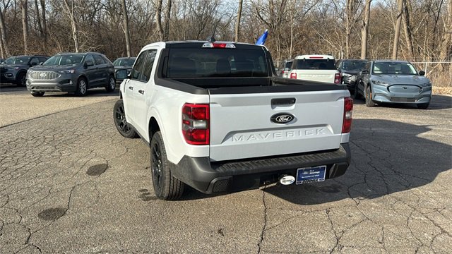 Certified 2025 Ford Maverick XLT w/ XLT Luxury Package image 4