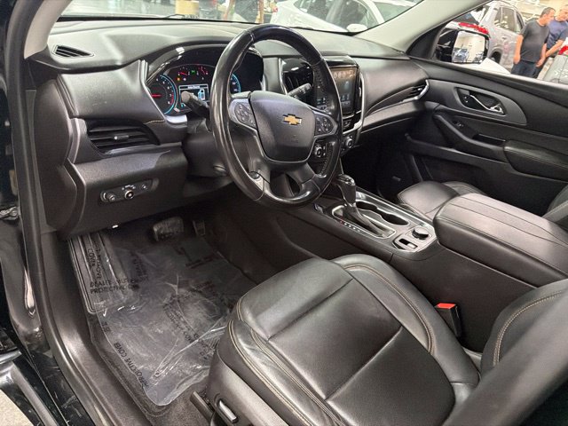 Used 2019 Chevrolet Traverse Premier w/ Driver Confidence II Package FWD image 19
