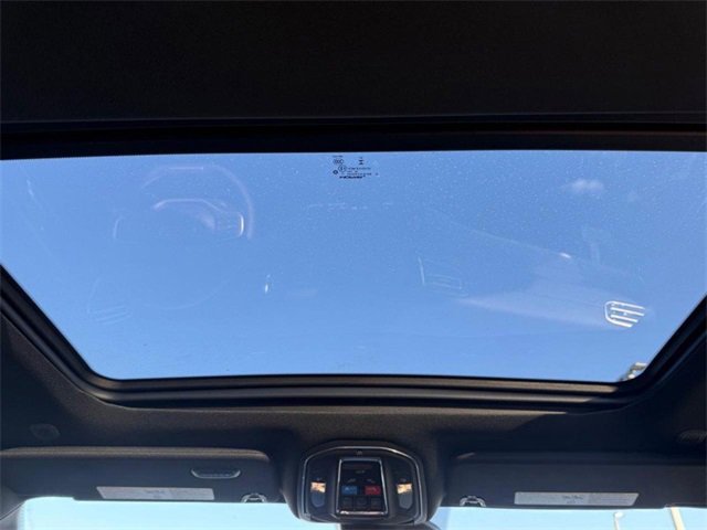 New 2025 Jeep Wagoneer L Series III image 14