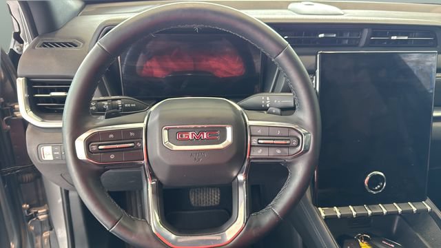 Used 2026 GMC Terrain Elevation w/ Elevation Premium Package AWD/4WD image 11