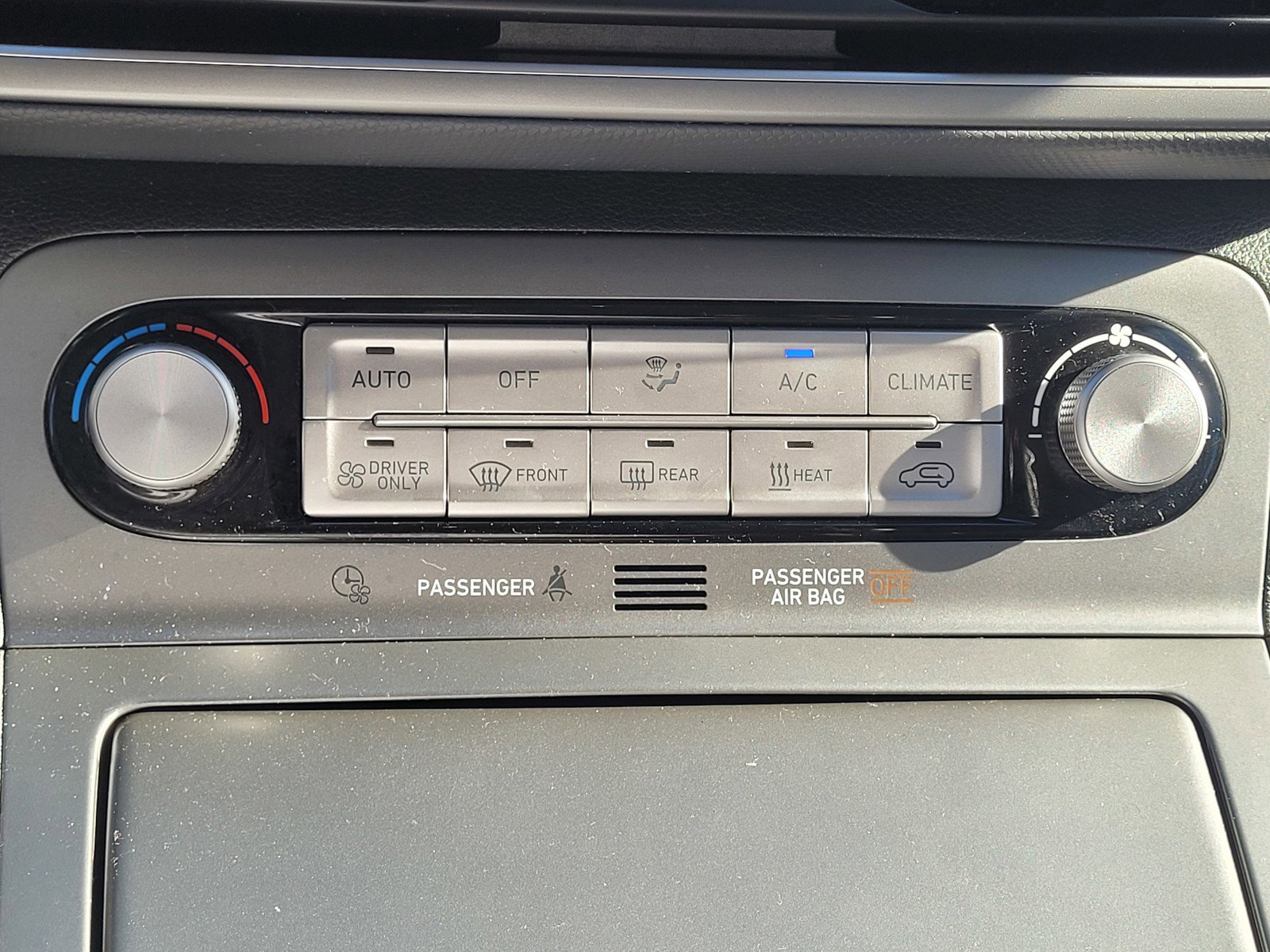 Used 2022 Hyundai Kona SEL w/ Convenience Package image 24