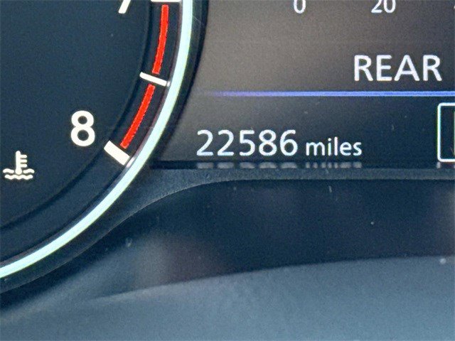 Used 2023 Nissan Altima 2.5 SR w/ SR Premium Package image 29