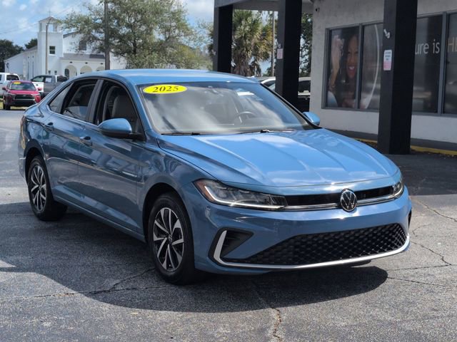 Used 2025 Volkswagen Jetta S FWD image 3